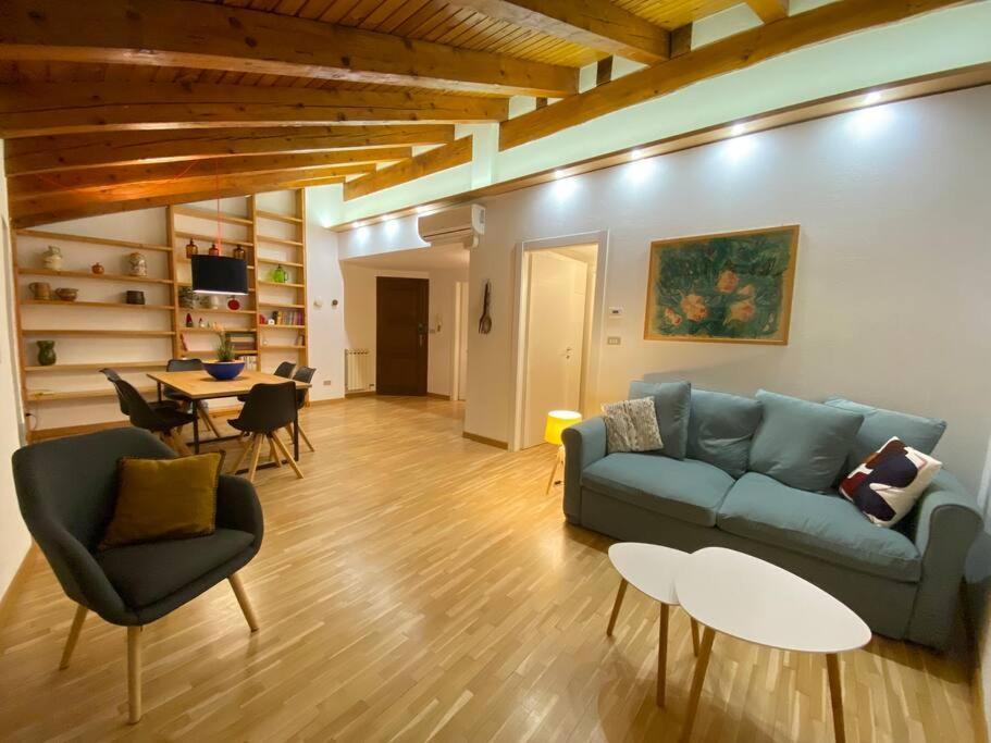 Maison De Trotte Aosta Bagian luar foto