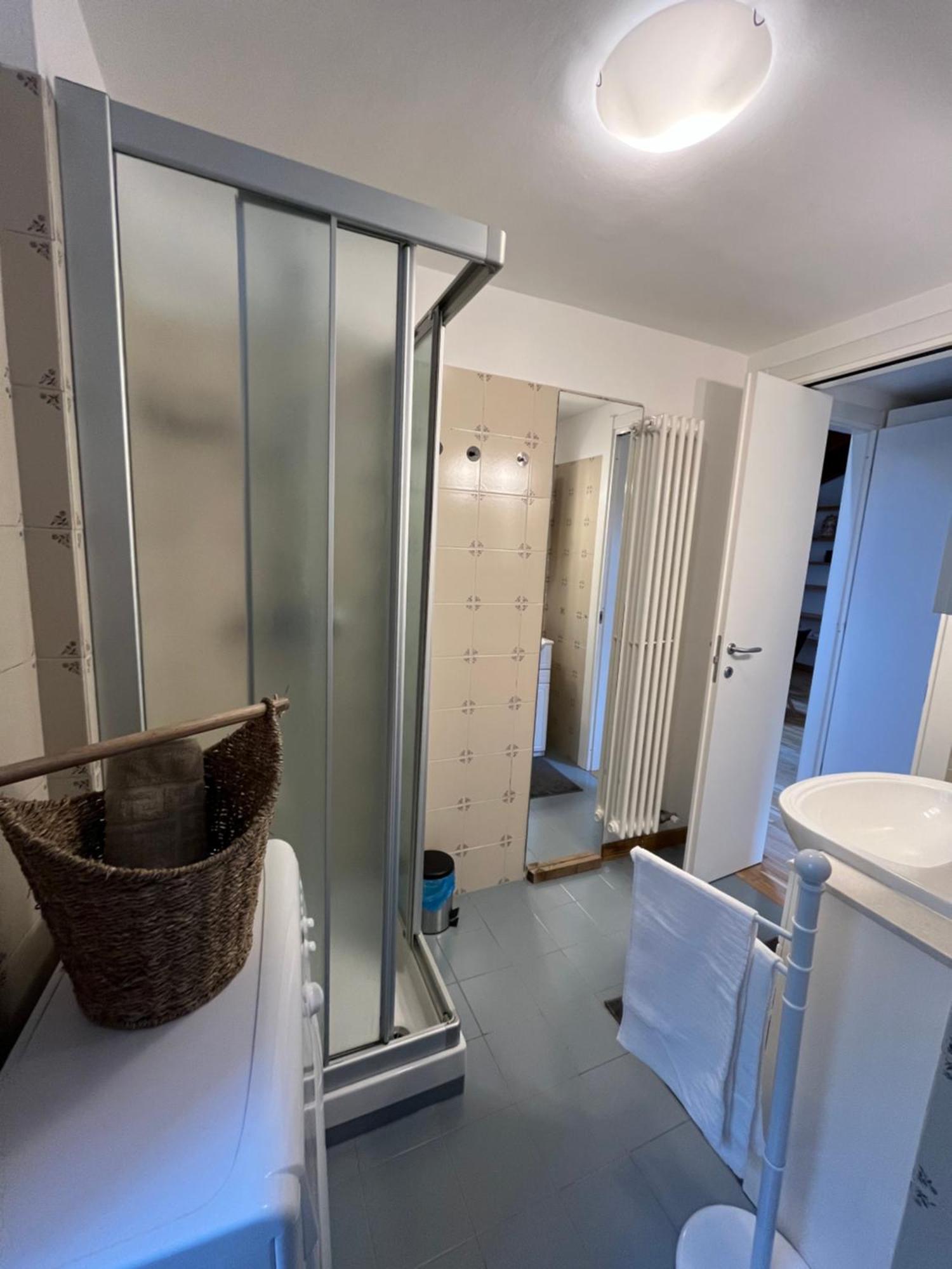 Maison De Trotte Aosta Bagian luar foto