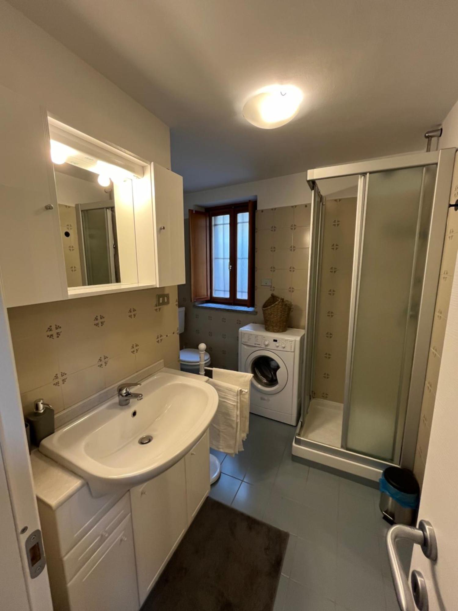 Maison De Trotte Aosta Bagian luar foto